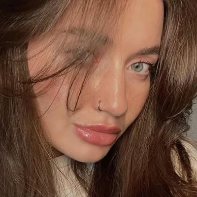 Lena Zhuravleva profile