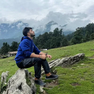 Mayank Choudhary | INDIA 🇮🇳