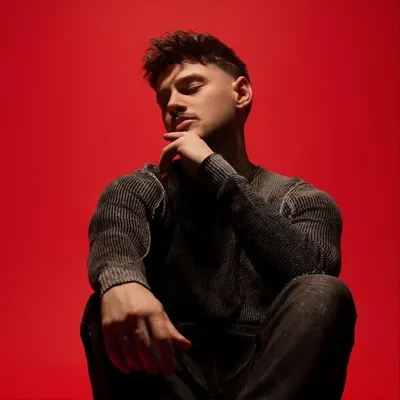 LEO profile