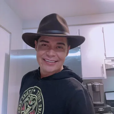 Leonardo Torres profile