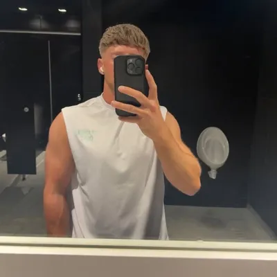 Leon Hawkinss profile