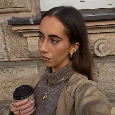 L E O N I profile
