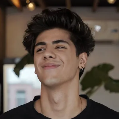 𝒓𝒆𝒛𝒂 𝒃𝒂𝒓𝒛𝒆𝒈𝒂𝒓 profile