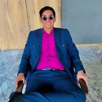 Leo Rosas profile