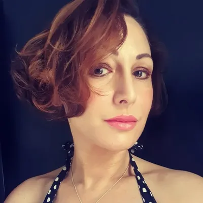 Sonia Ben profile