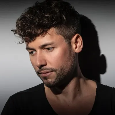 Le Shuuk profile