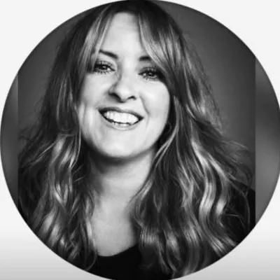 Lesley Jennison profile