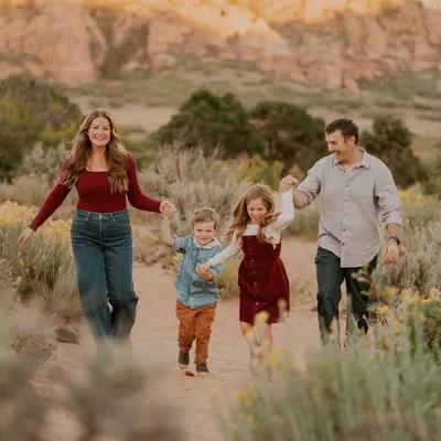 Nathan & Marissa| Family RV Travel profile