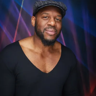 Lester Estelle profile