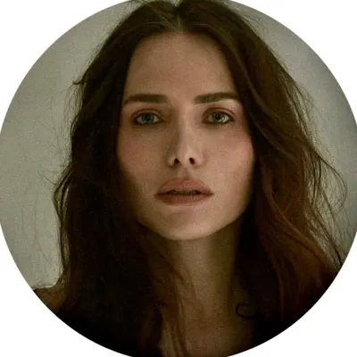 Leticia Colin profile
