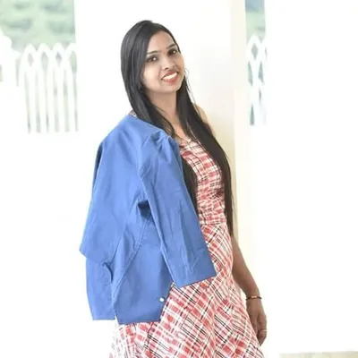Aarti Prajapati profile