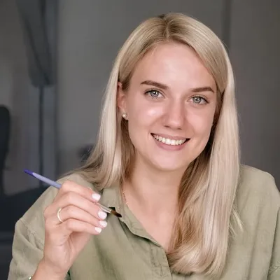 Laura Sophie Scholl profile