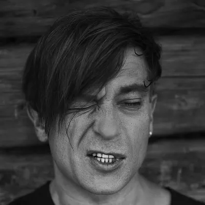 Лева Би-2 profile