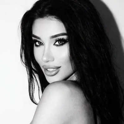 LEYLA AKHTAR profile
