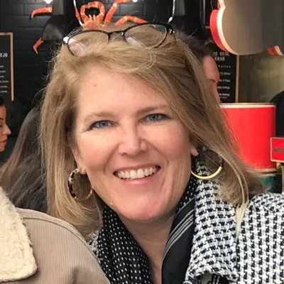 Laura Castergine profile