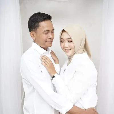 Lia Wahyu Prihatin profile
