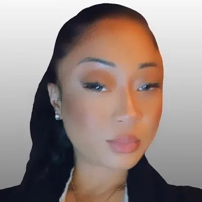 Lia Cha Amonoo profile