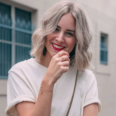 Lian Galliard | Content creator & closet realist profile