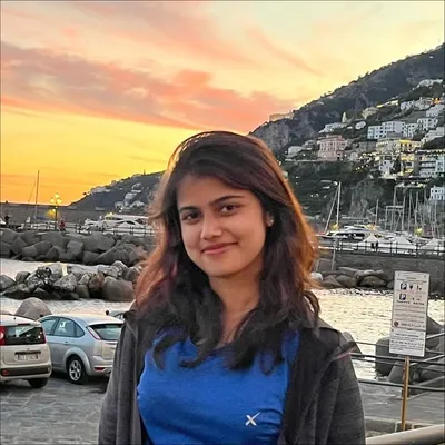 Priya Pai | Lifeoncanvas studio profile