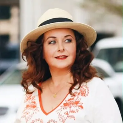 Valerie Mueller profile