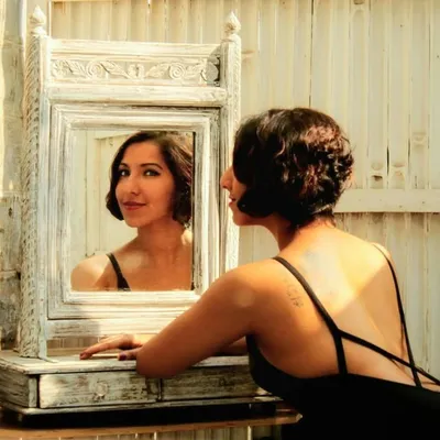 Dr. Irisha Poonawalla profile