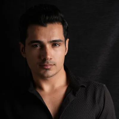Lakhshya Vijh profile