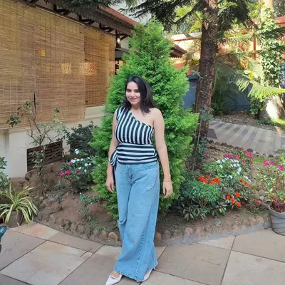 Himanshi profile