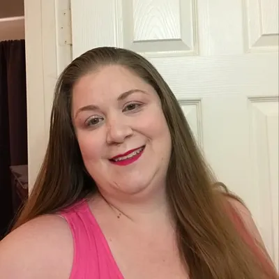 Heather |Beauty Influencer profile