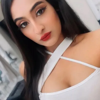 Esra J 🧿 profile