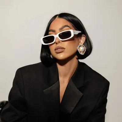 Lauren Kelly | Fashion & Travel profile