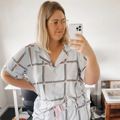 Sophie Warren ๐๐ profile