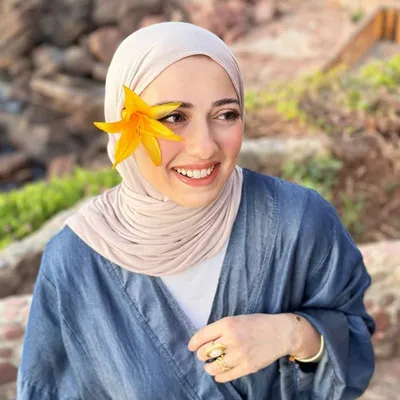 AZIZA / FASHION AND LIFESTYLE profile