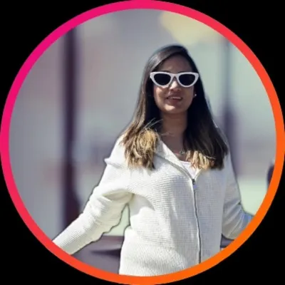 Prachi D.| Moms Fashion& everyday lifestyle profile