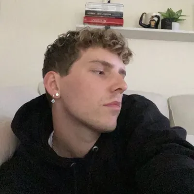 Ryan ✨ profile