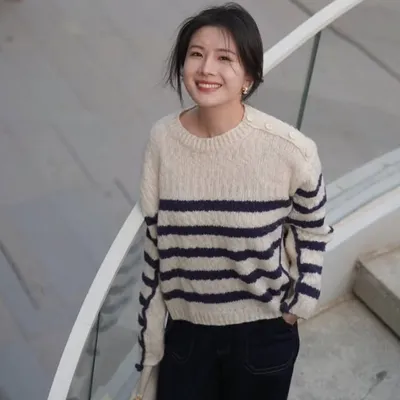Li Li profile