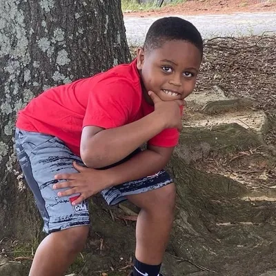 Lil James profile