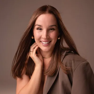 ANIELA WOŹNIAKOWSKA profile