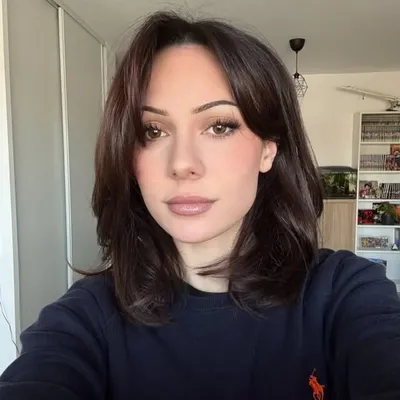 Lilou profile