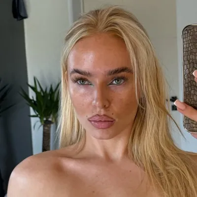 Lily Charlotte Voss profile