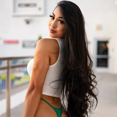 ⠀⠀⠀⠀⠀⠀⠀⠀LILY DEL LUONG profile
