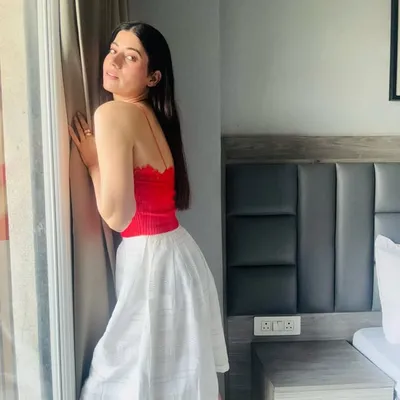 Surbhi profile