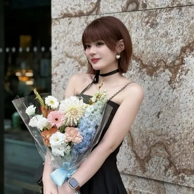 Quinie ♡護理師人生🍜🍟🍣🍦🍫🍧🧋🥐🍩🍬🧃🍰 profile