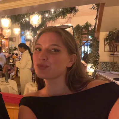 Evelina profile