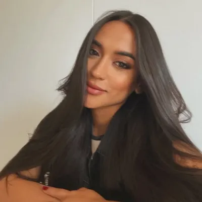 Lina Botía 🦋 profile