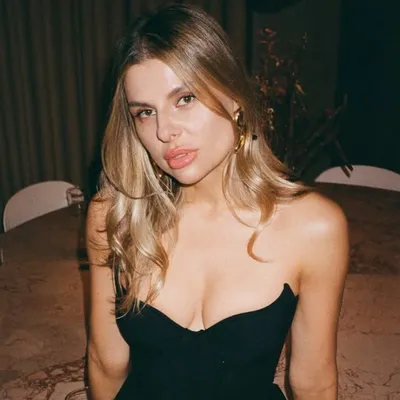 Lina Khrystoforova: fashion visionary profile