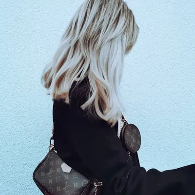 fashion | feelings | flights profile