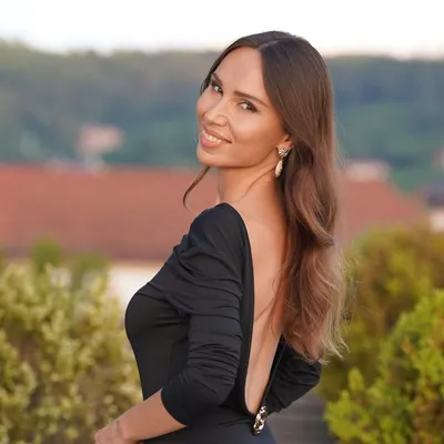 Elina Leitz profile