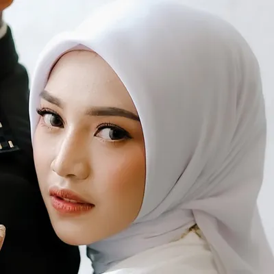 linda widyastuti profile