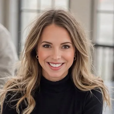 Lindsay Swanson profile