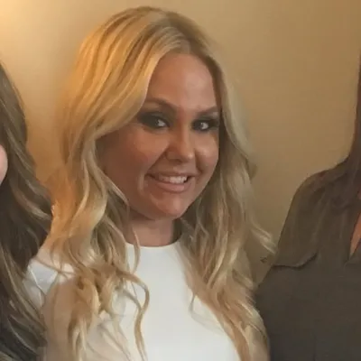 Lindsay Kurtz profile